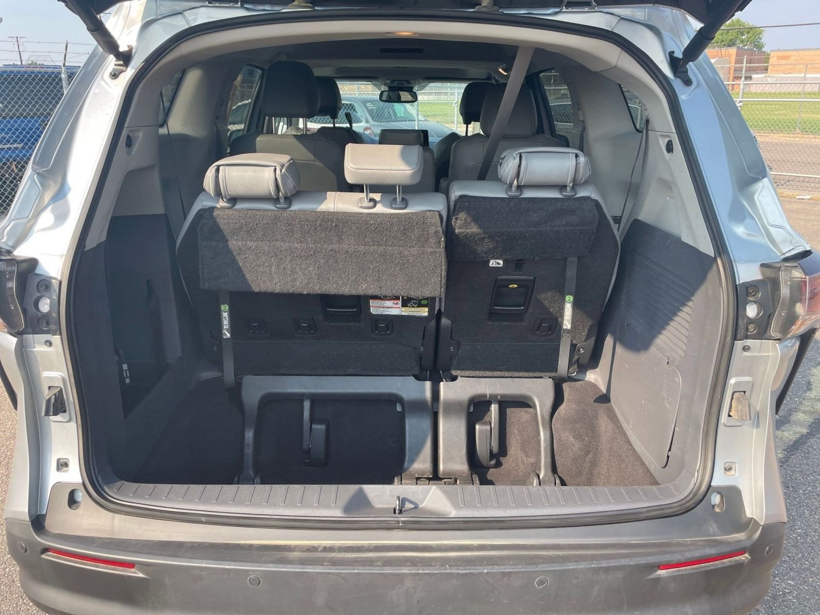 Thumbnail: 2024 Toyota Sienna - 31
