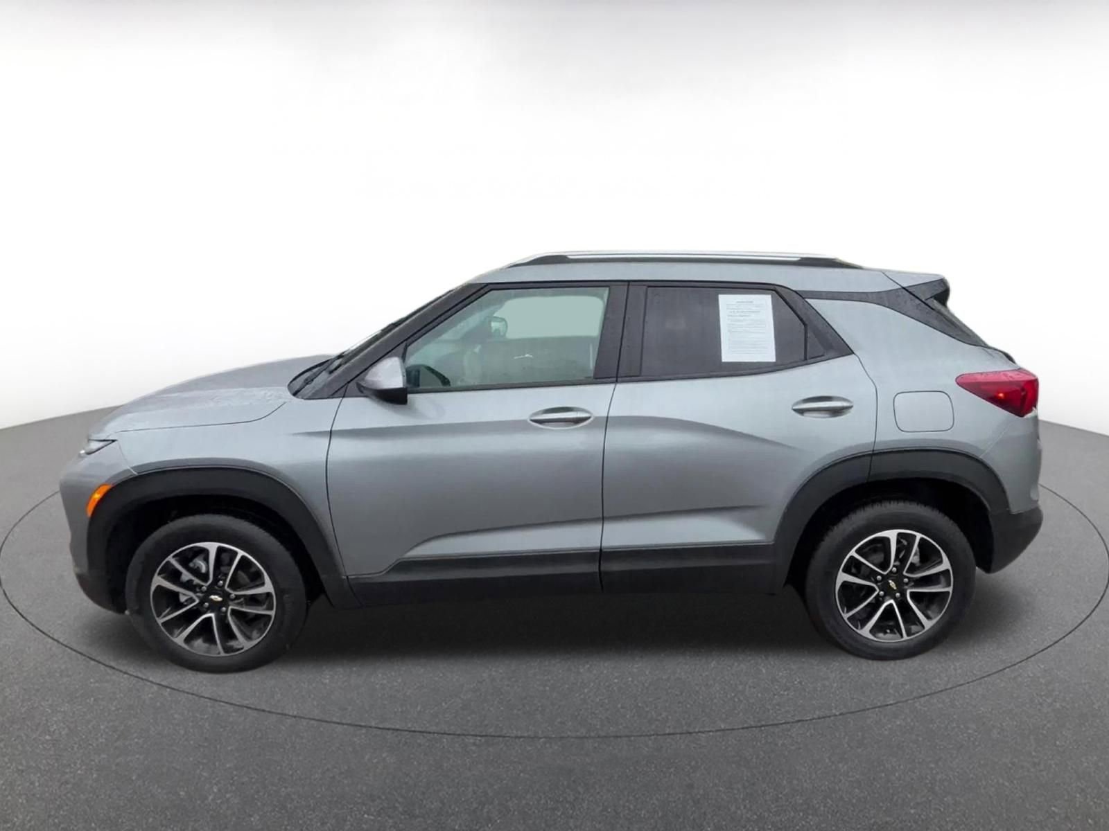 Thumbnail: 2025 Chevrolet TrailBlazer - 9
