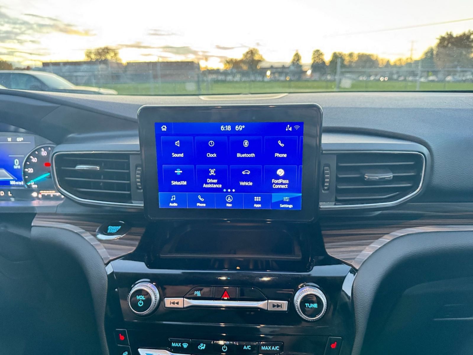 Thumbnail: 2024 Ford Explorer - 21