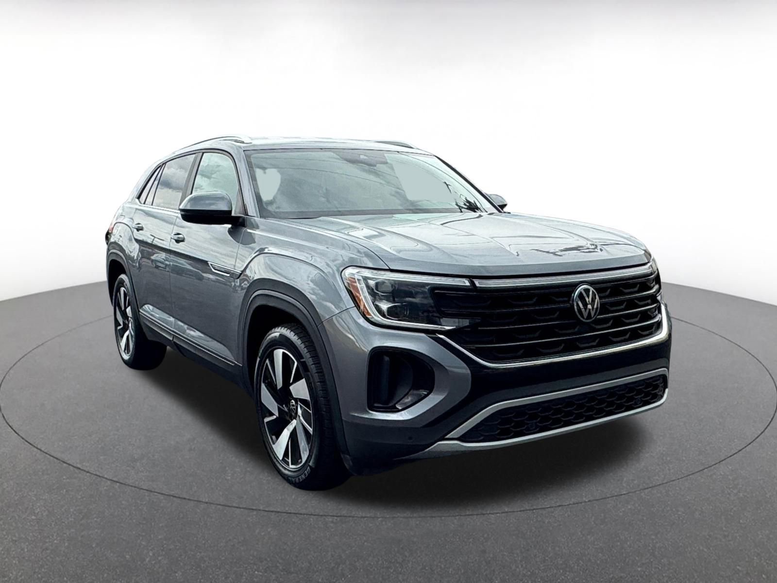 2024 Volkswagen Atlas Cross Sport SE w/Tech