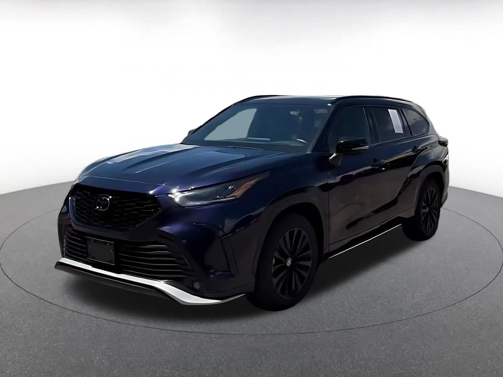 Thumbnail: 2025 Toyota Highlander - 4