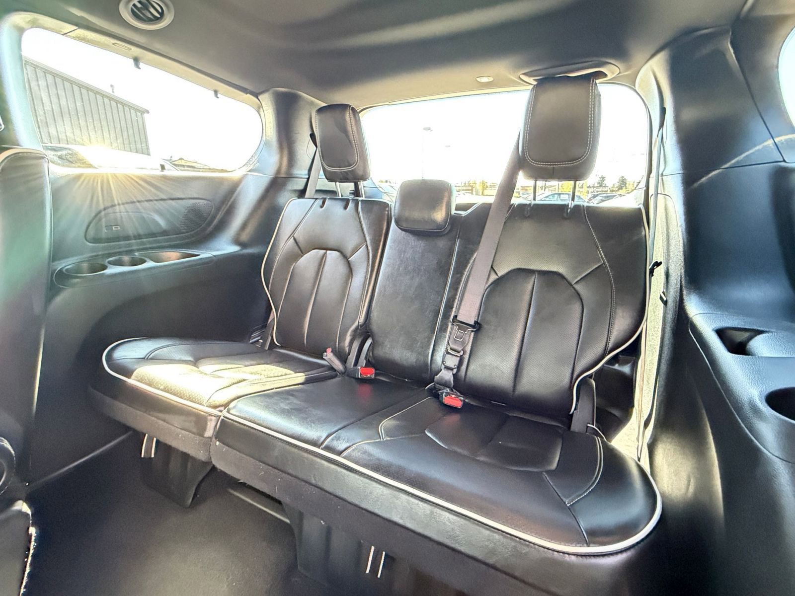 Thumbnail: 2025 Chrysler Pacifica - 28