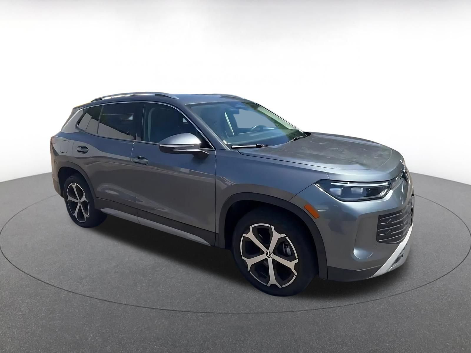 Thumbnail: 2026 Volkswagen Tiguan - 2