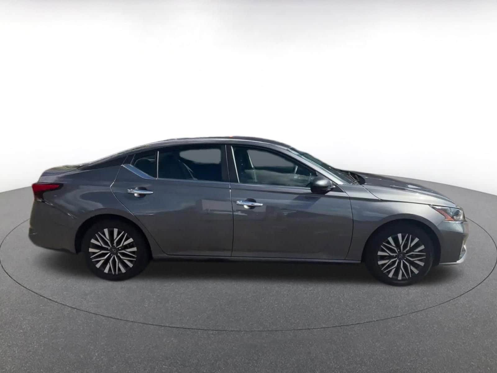 Thumbnail: 2025 Nissan Altima - 16