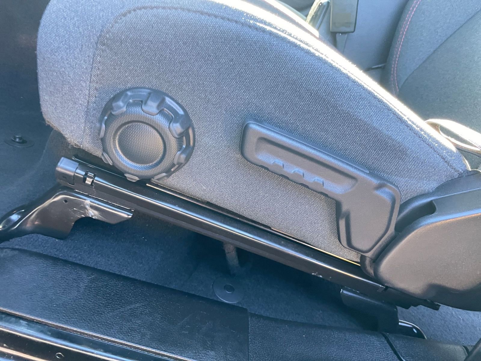 Thumbnail: 2025 Jeep Wrangler - 23