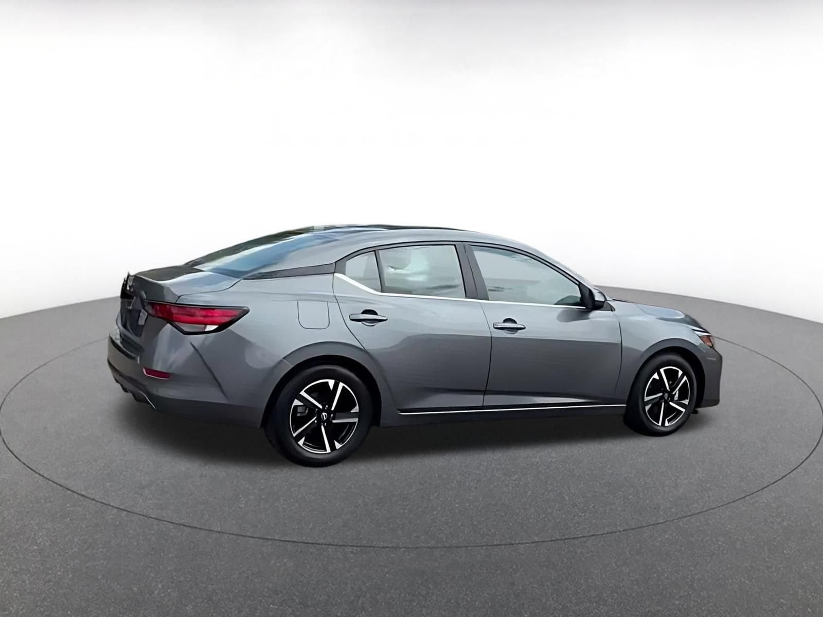 Thumbnail: 2025 Nissan Sentra - 9