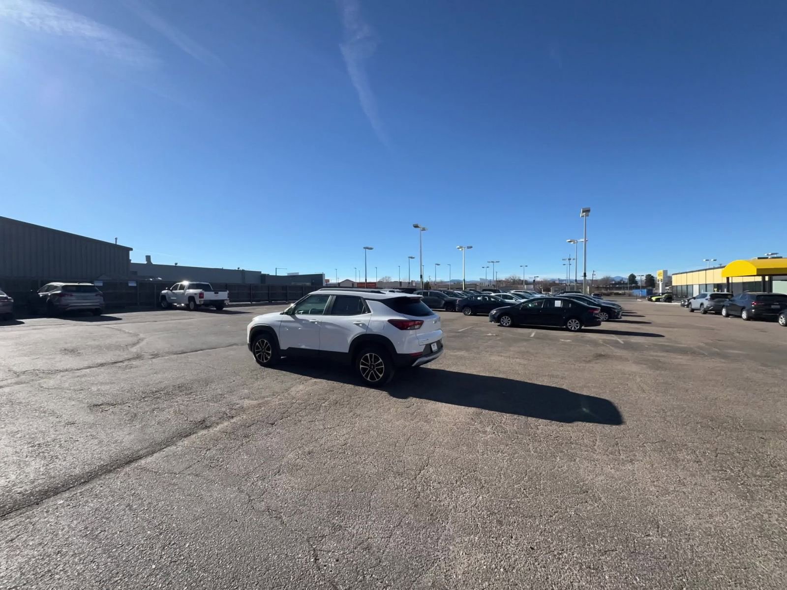 Thumbnail: 2025 Chevrolet TrailBlazer - 14