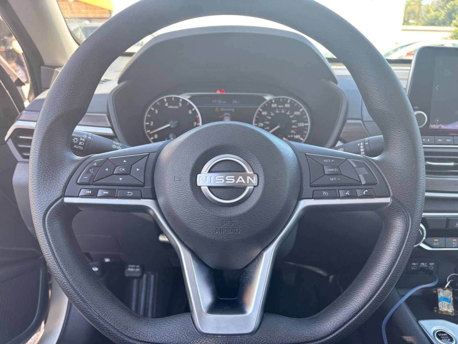 Thumbnail: 2025 Nissan Altima - 25