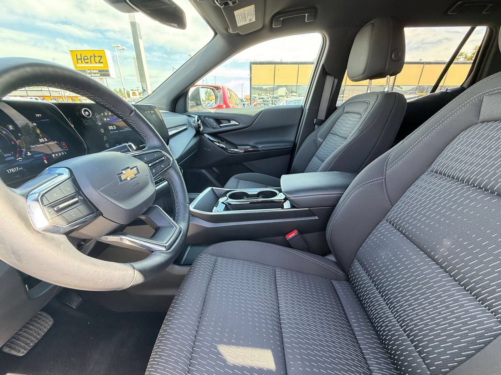 Thumbnail: 2025 Chevrolet Equinox - 24