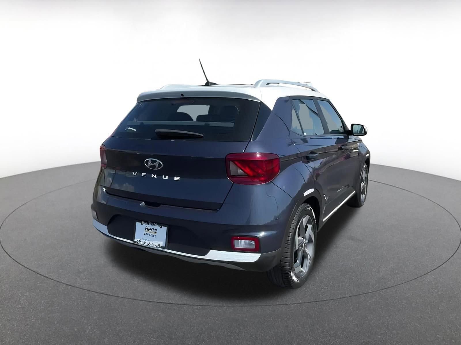 2023 Hyundai Venue Limited 13