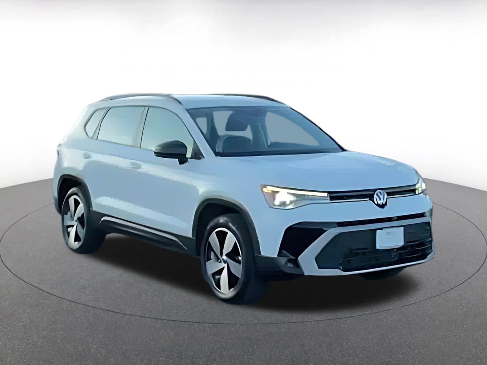 Thumbnail: 2025 Volkswagen Taos - 3