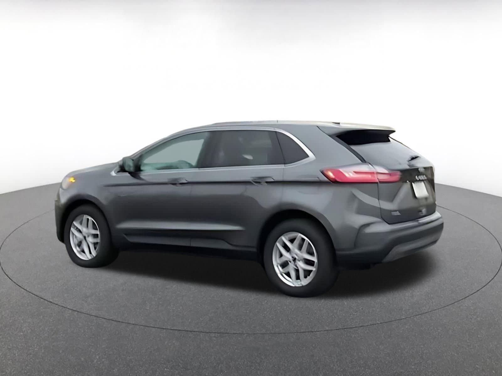 Thumbnail: 2024 Ford Edge - 10