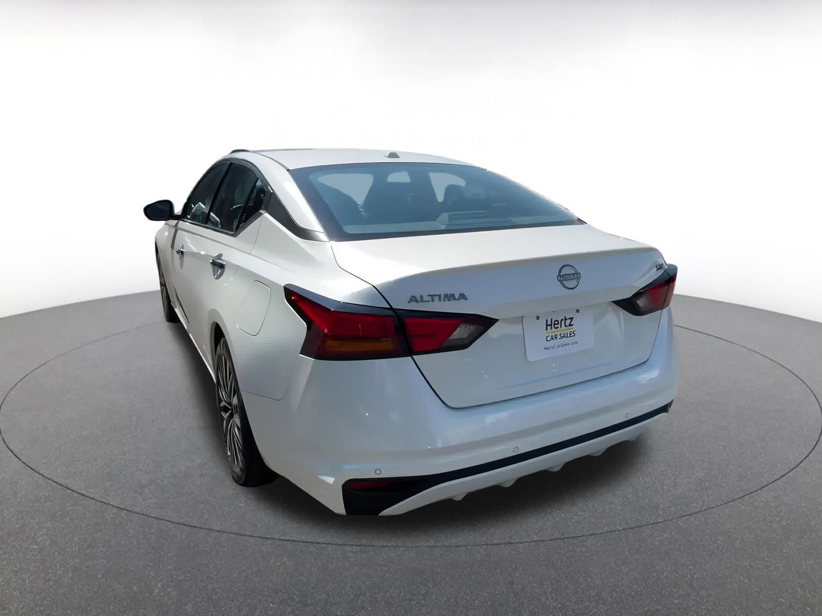 Thumbnail: 2024 Nissan Altima - 11