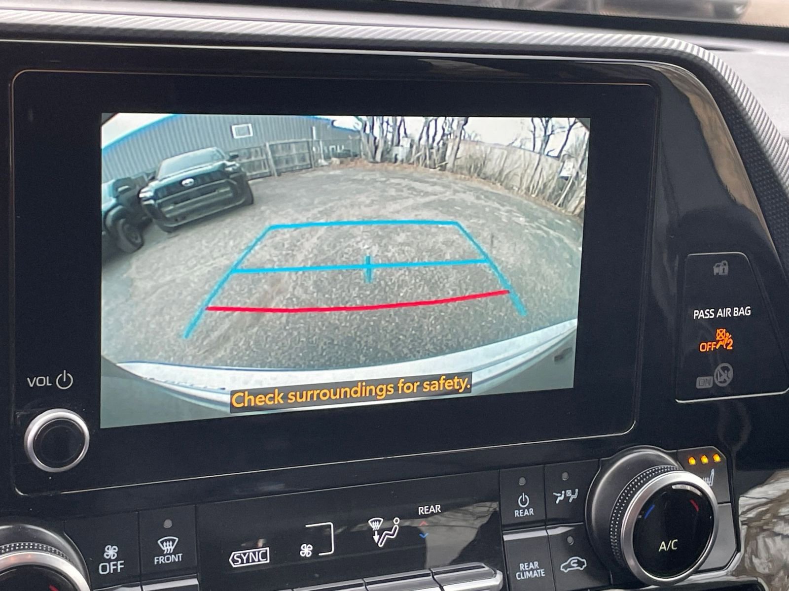 Thumbnail: 2025 Toyota Highlander - 25