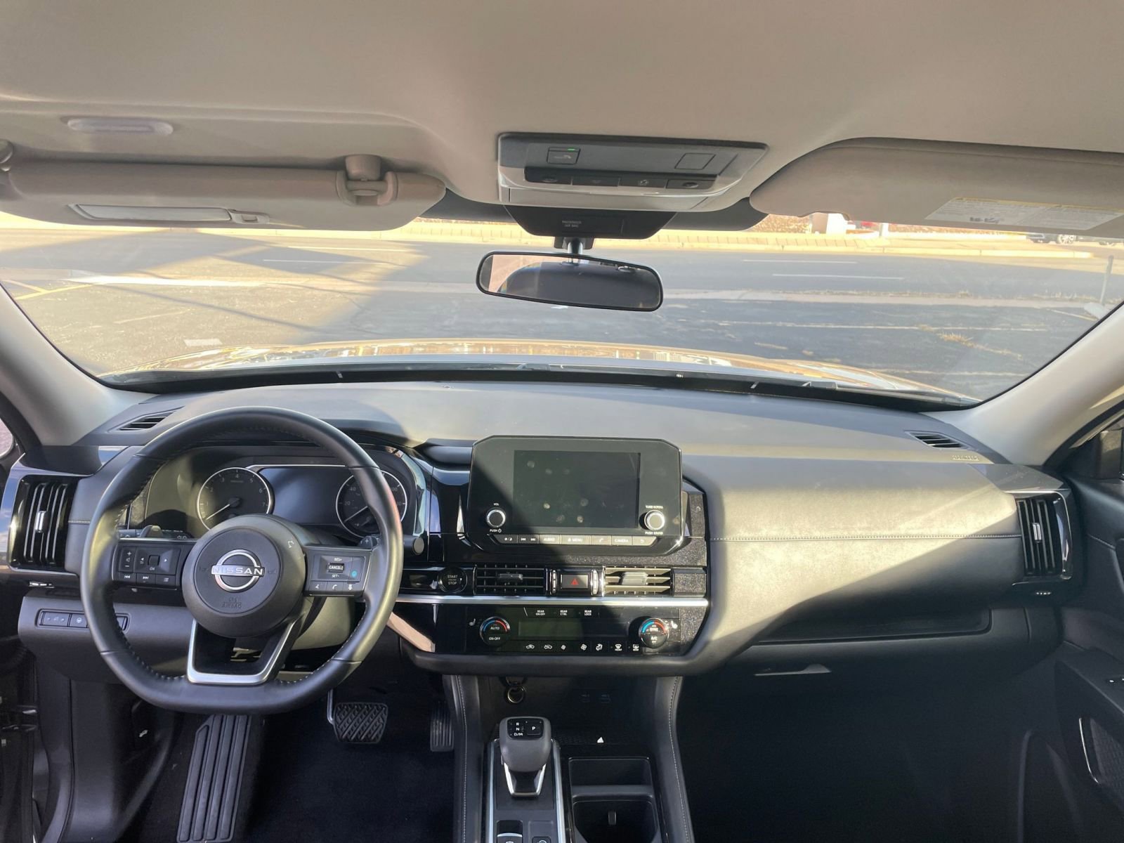 Thumbnail: 2025 Nissan Pathfinder - 33