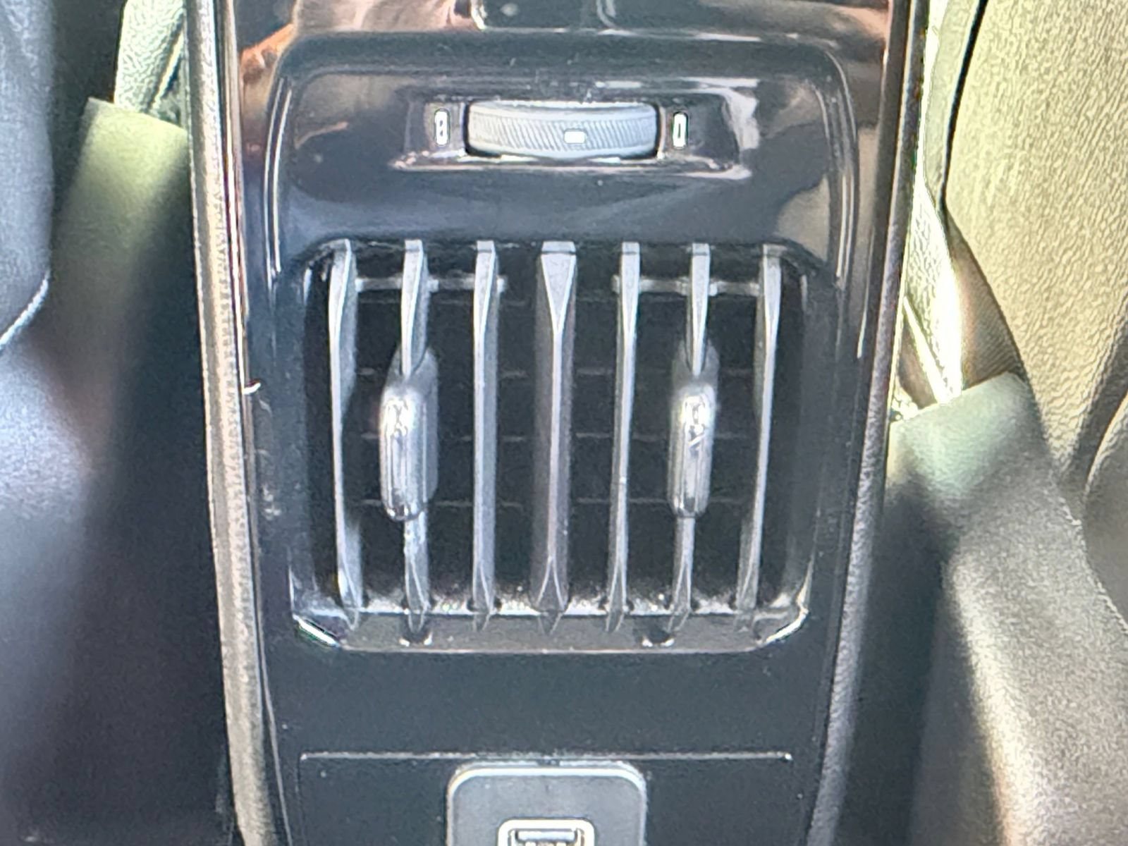 Thumbnail: 2025 Jeep Compass - 23