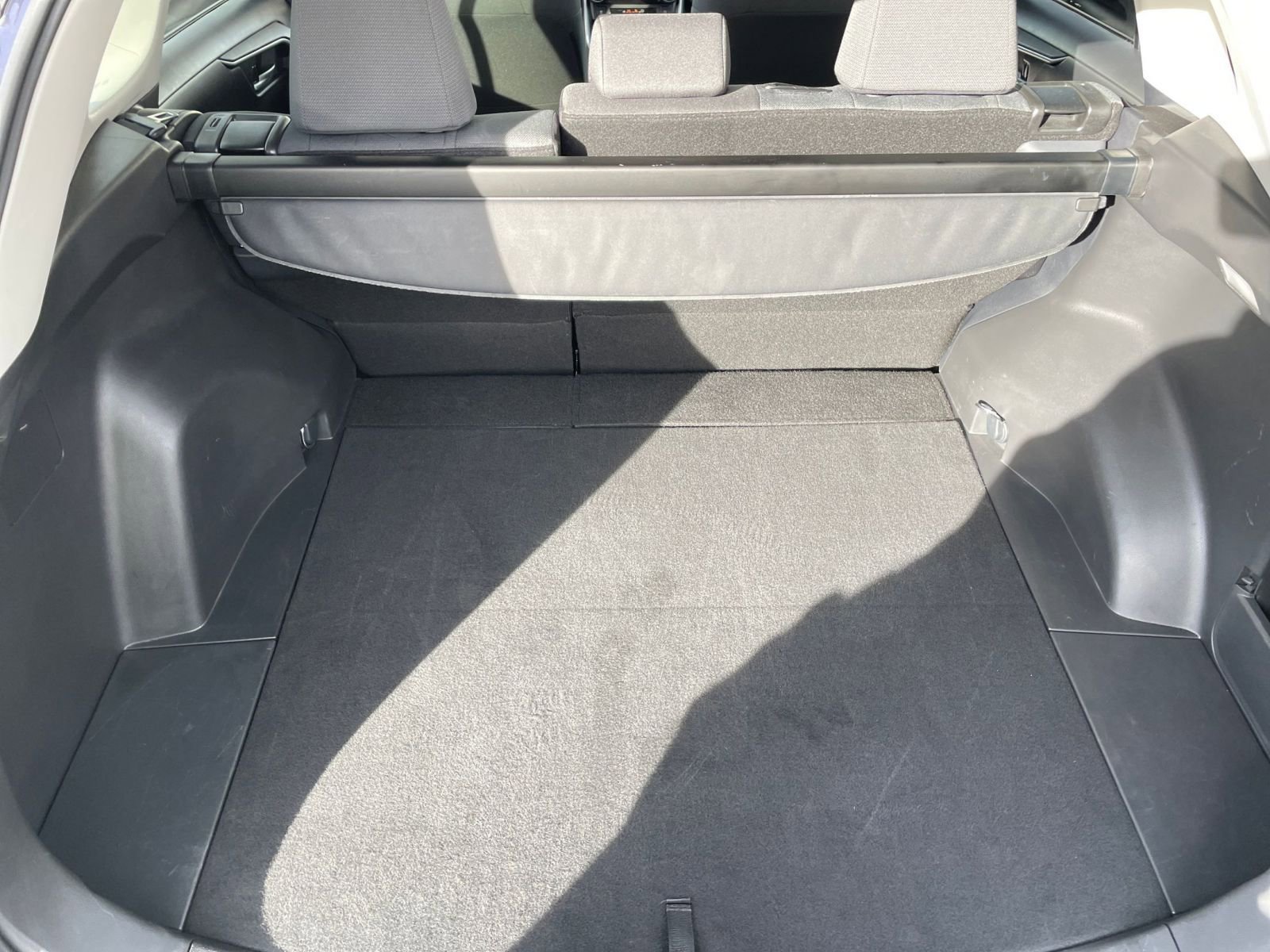 Thumbnail: 2025 Toyota RAV4 - 31