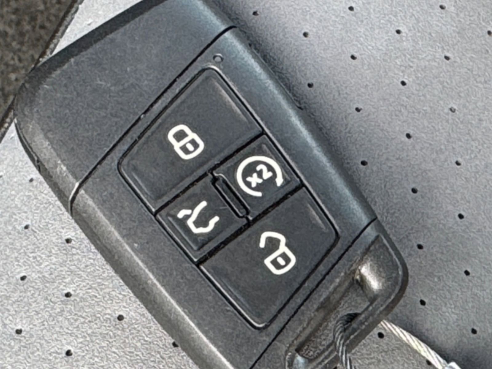 Thumbnail: 2025 Volkswagen Jetta - 22