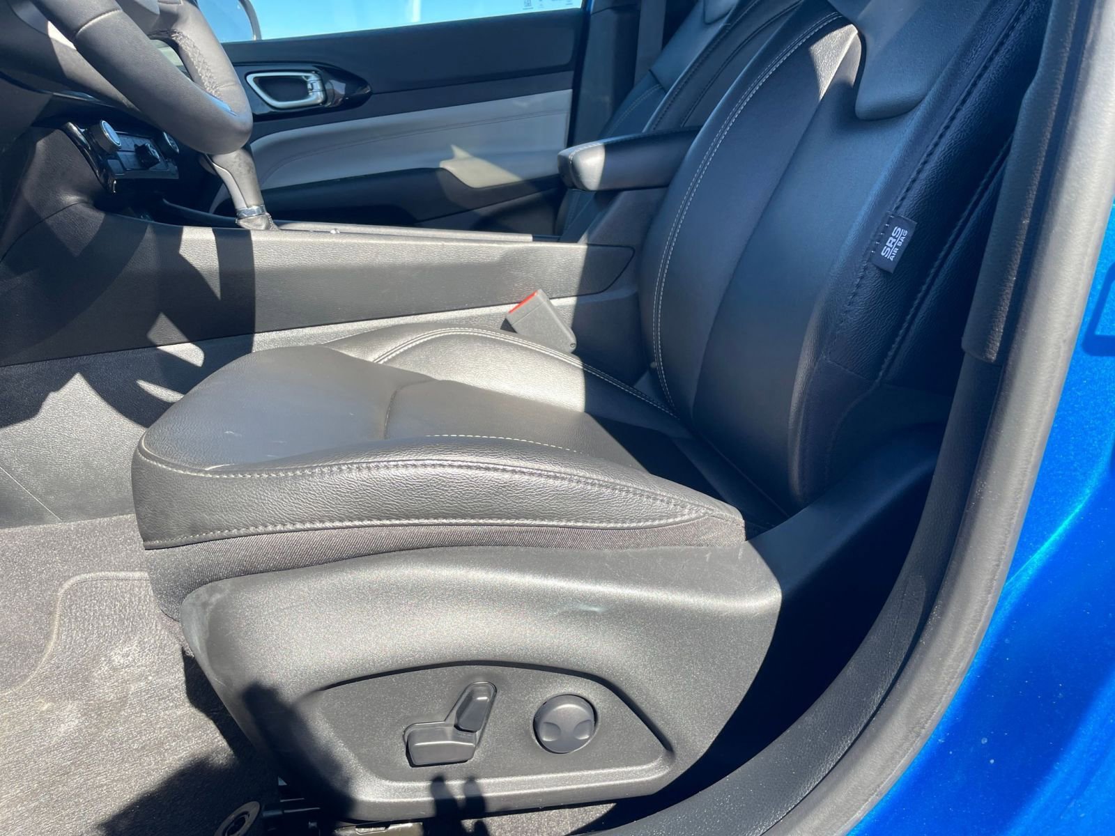 Thumbnail: 2025 Jeep Compass - 27