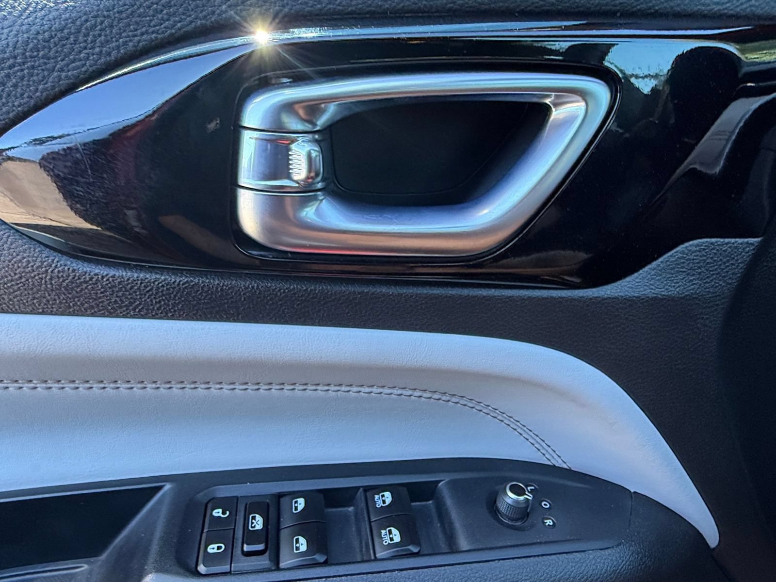 Thumbnail: 2025 Jeep Compass - 18