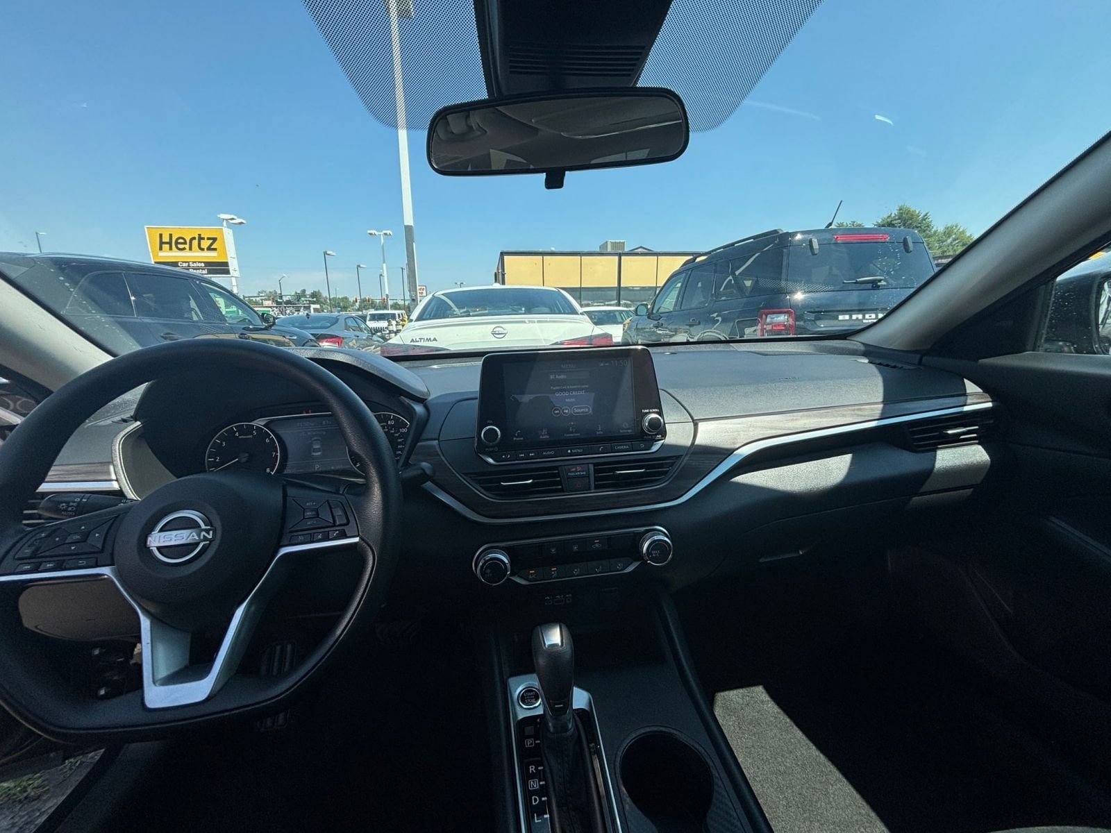 Thumbnail: 2025 Nissan Altima - 31