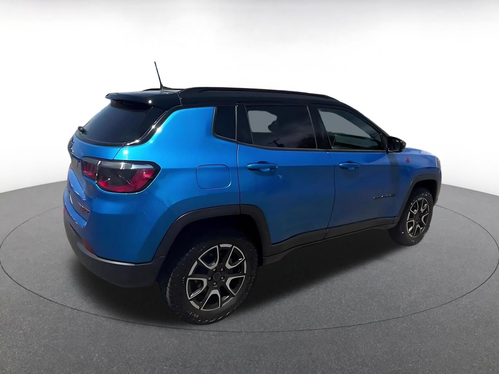 Thumbnail: 2025 Jeep Compass - 14
