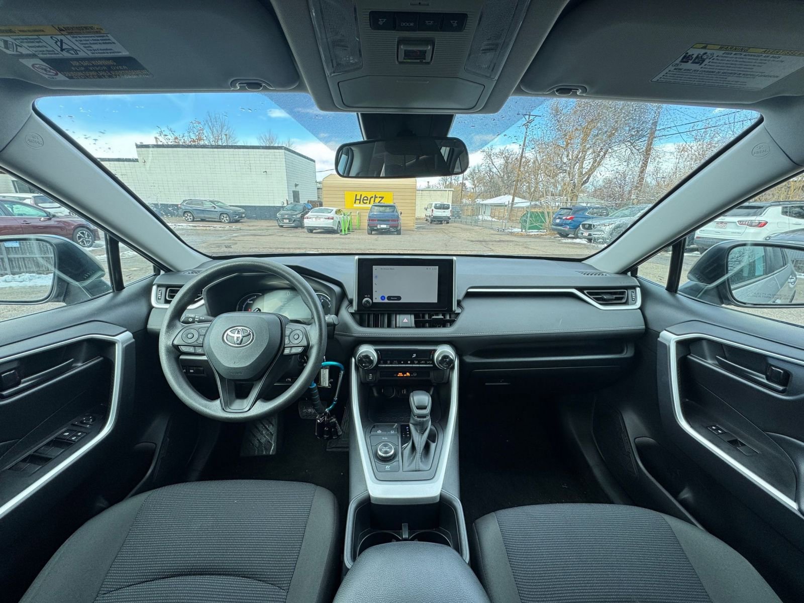 Thumbnail: 2025 Toyota RAV4 - 32