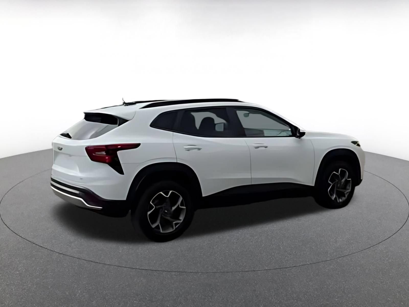 Thumbnail: 2025 Chevrolet Trax - 14