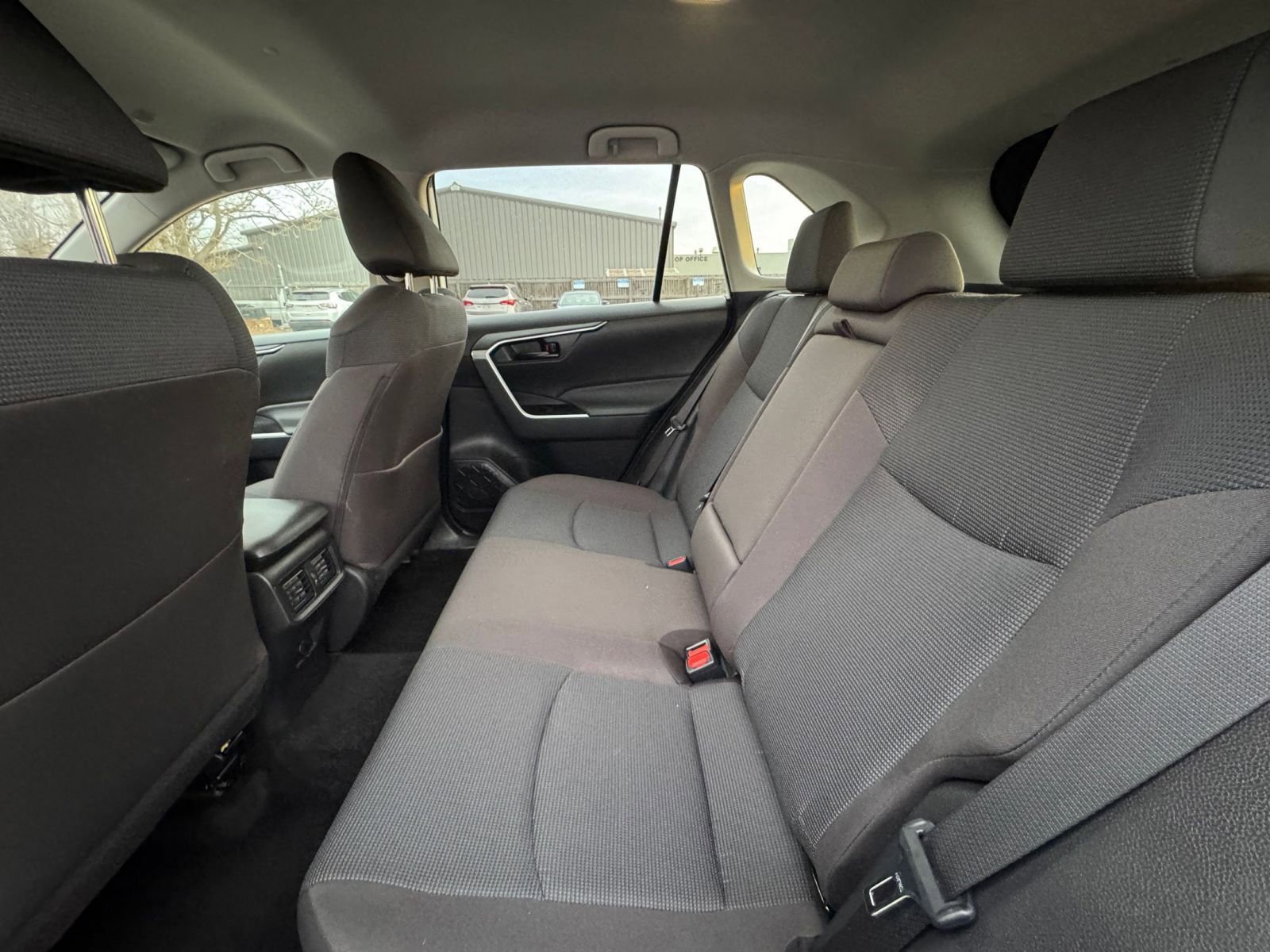 Thumbnail: 2025 Toyota RAV4 - 24