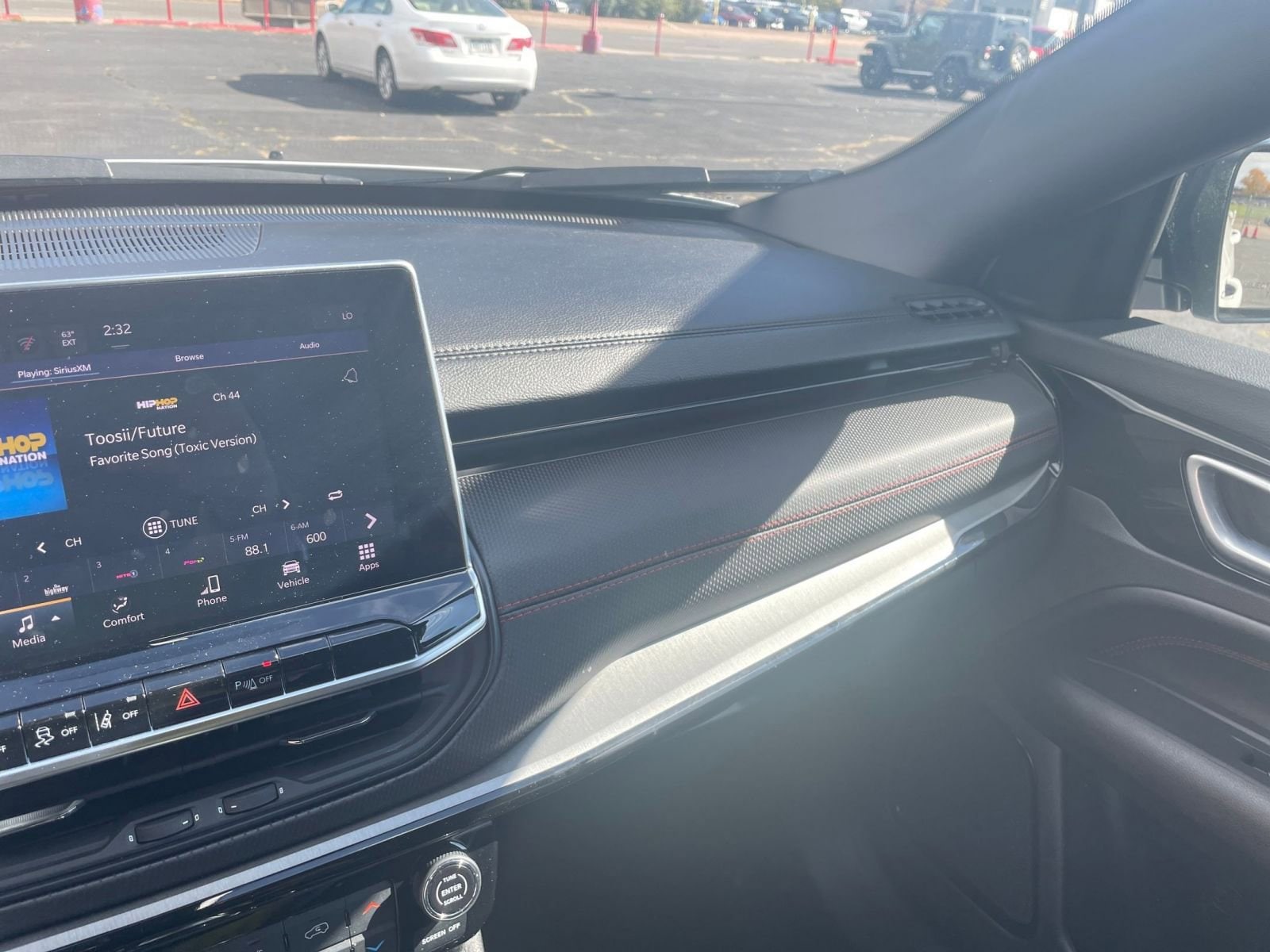 Thumbnail: 2025 Jeep Compass - 35