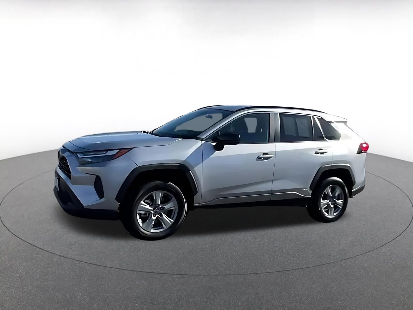 Thumbnail: 2025 Toyota RAV4 - 8