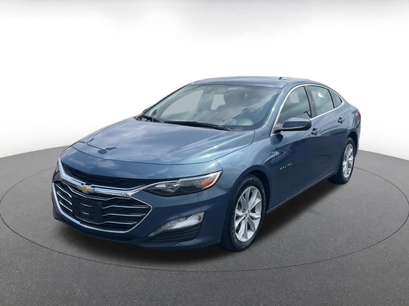 Thumbnail: 2024 Chevrolet Malibu - 8