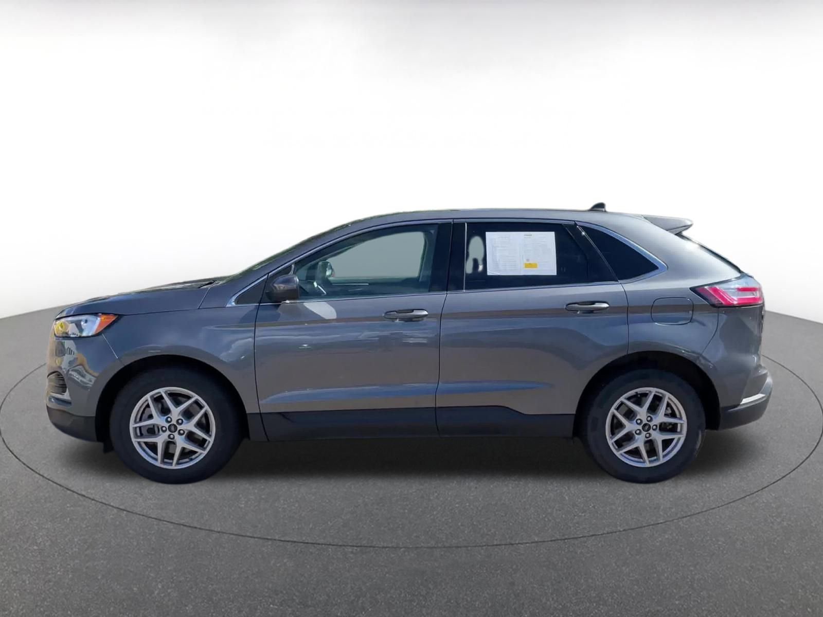 Thumbnail: 2024 Ford Edge - 9