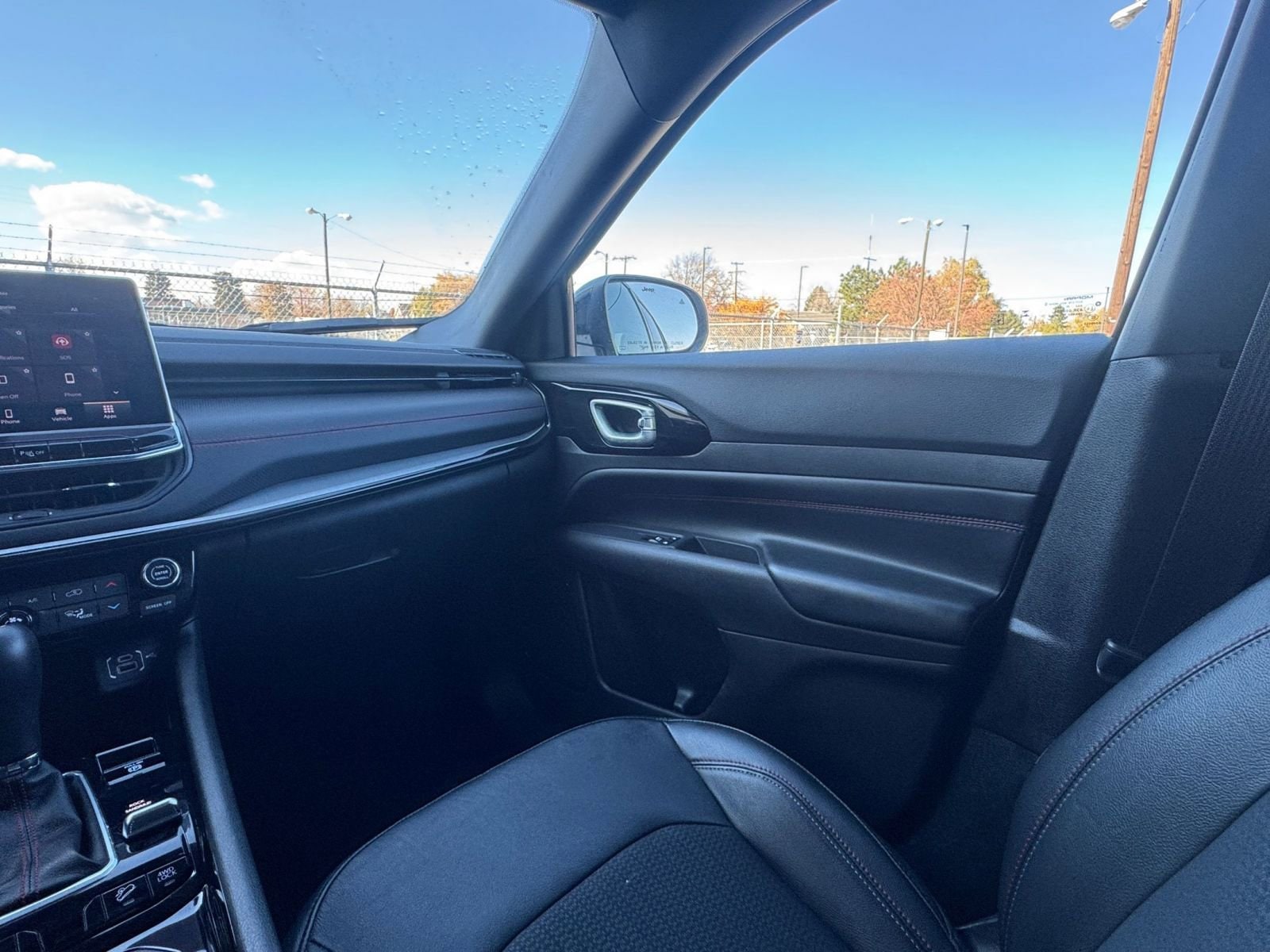 Thumbnail: 2025 Jeep Compass - 34