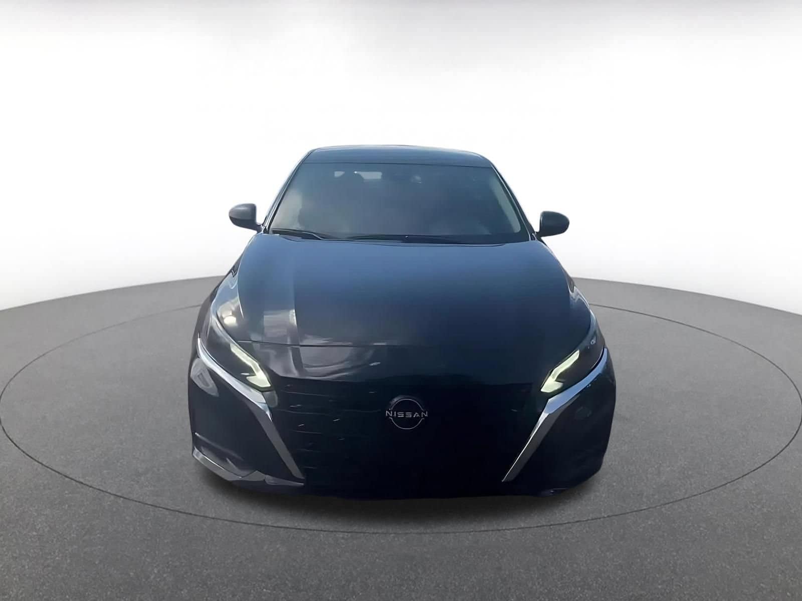 Thumbnail: 2025 Nissan Altima - 4