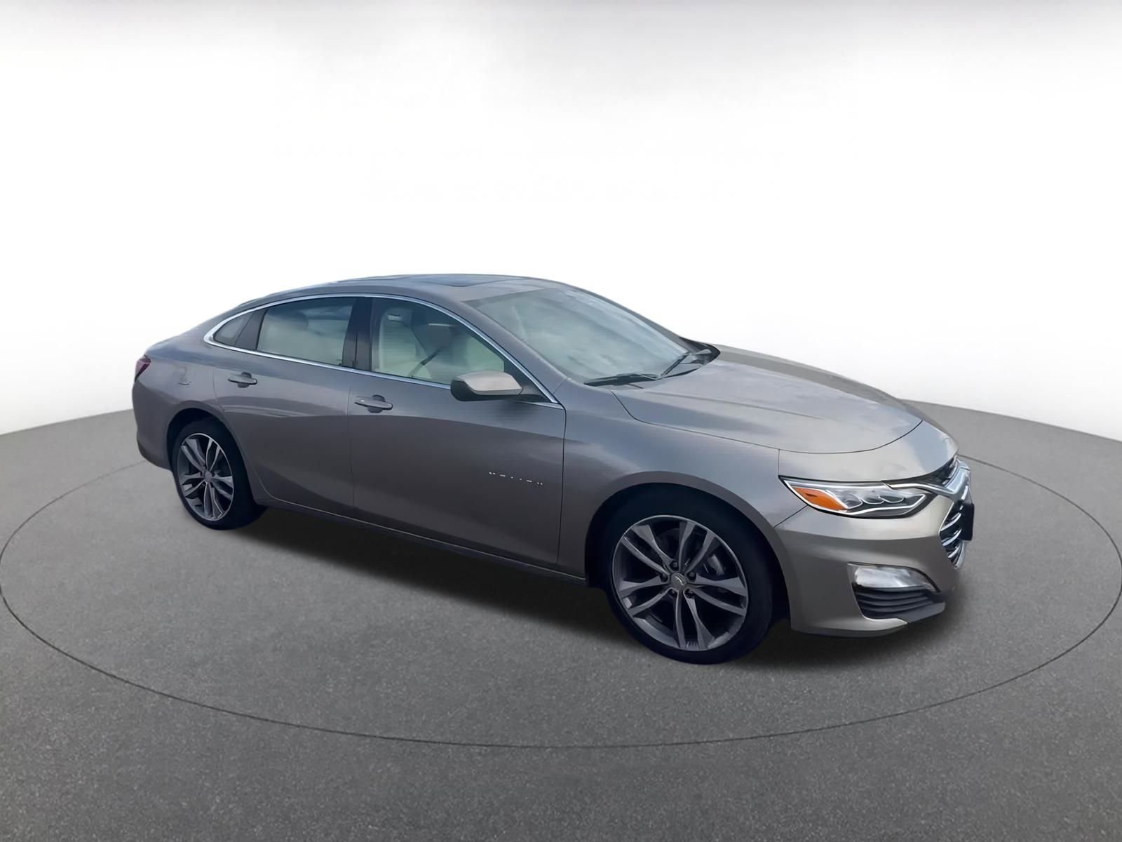 Thumbnail: 2024 Chevrolet Malibu - 2