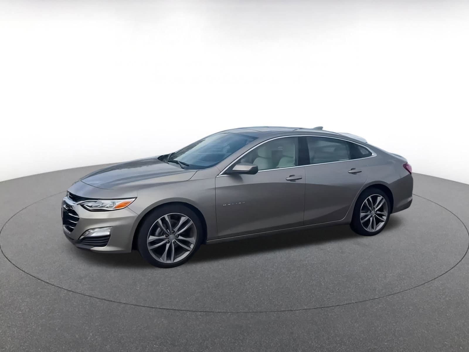 Thumbnail: 2024 Chevrolet Malibu - 8