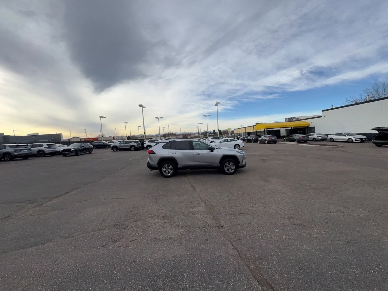 Thumbnail: 2025 Toyota RAV4 - 8