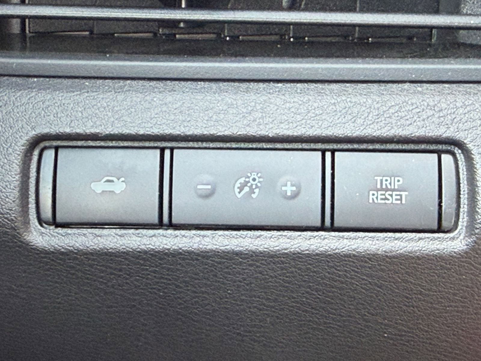 Thumbnail: 2025 Nissan Altima - 32