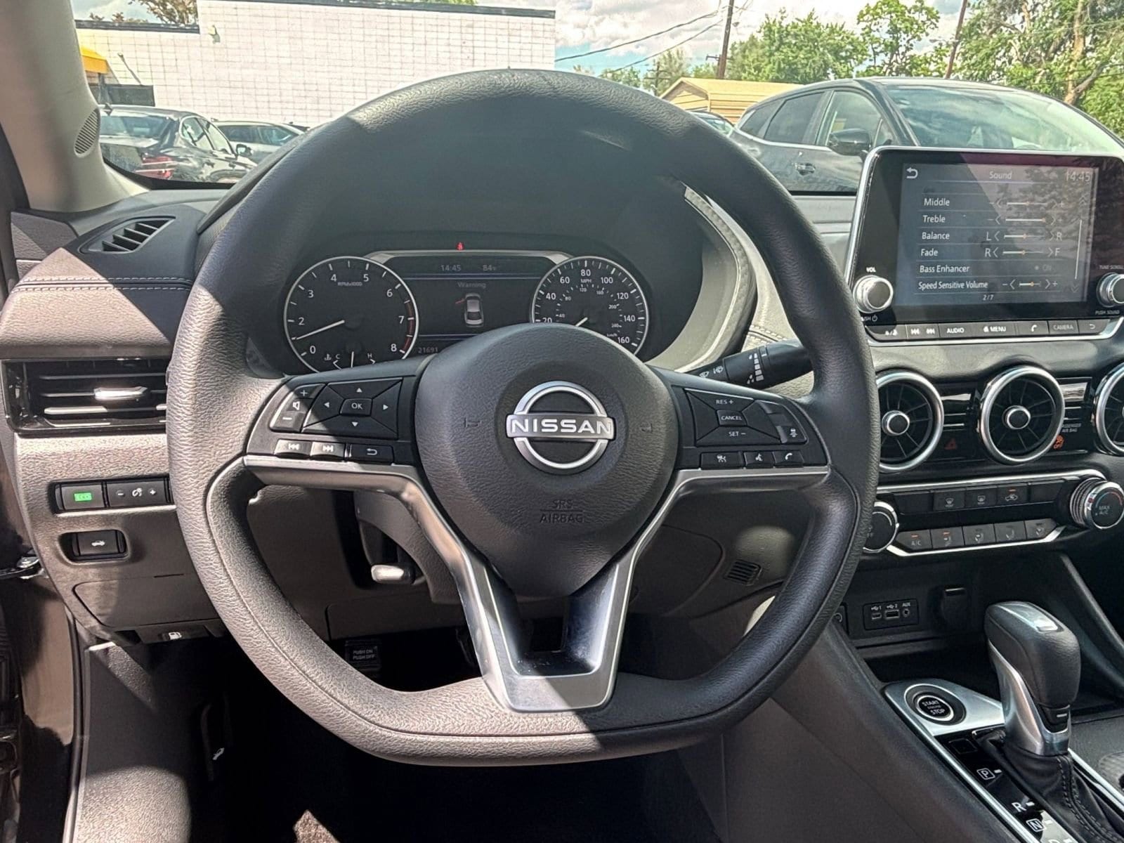 Thumbnail: 2025 Nissan Sentra - 24