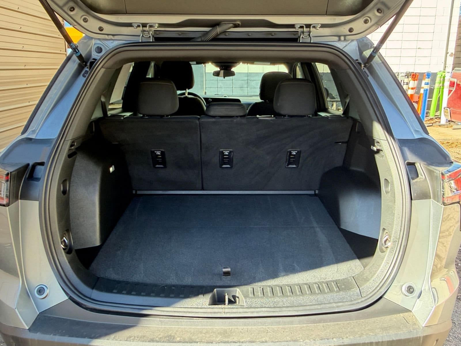 Thumbnail: 2025 Chevrolet Equinox - 30