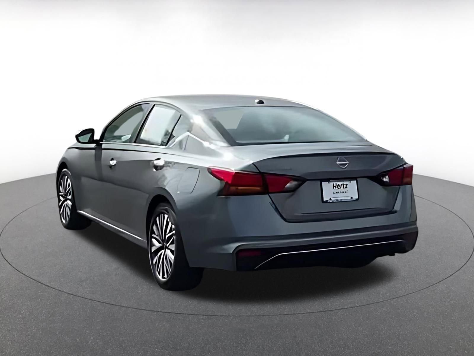 Thumbnail: 2025 Nissan Altima - 4