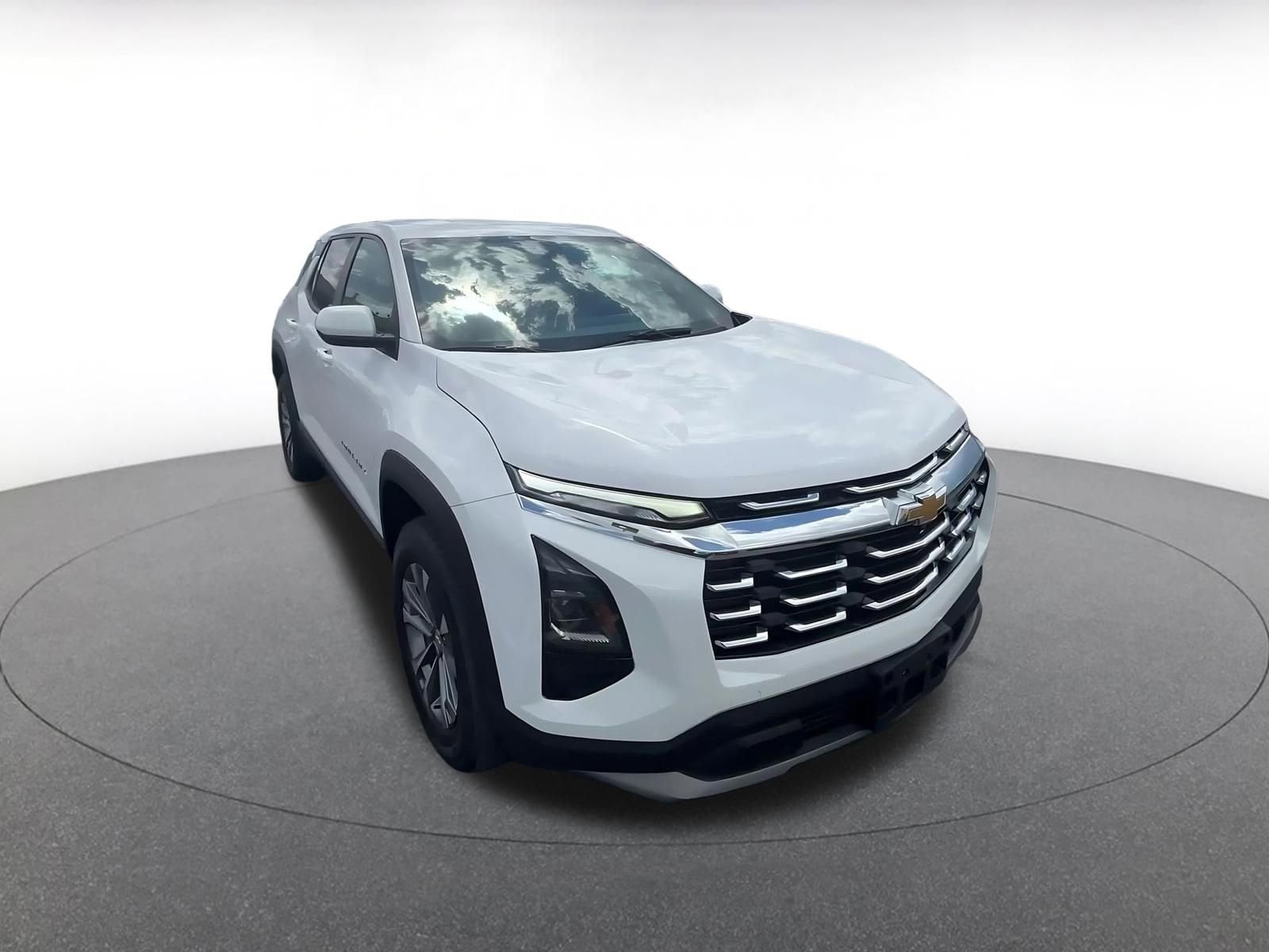 Thumbnail: 2025 Chevrolet Equinox - 3