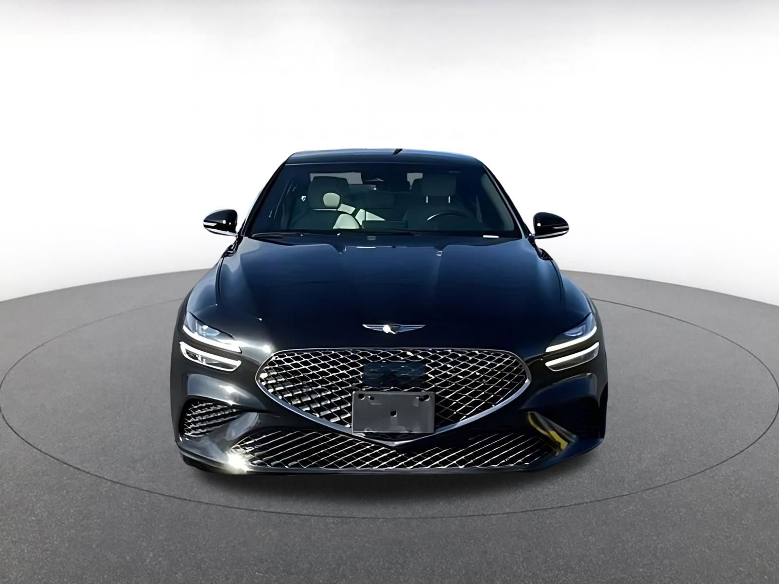 Thumbnail: 2025 Genesis G70 - 3