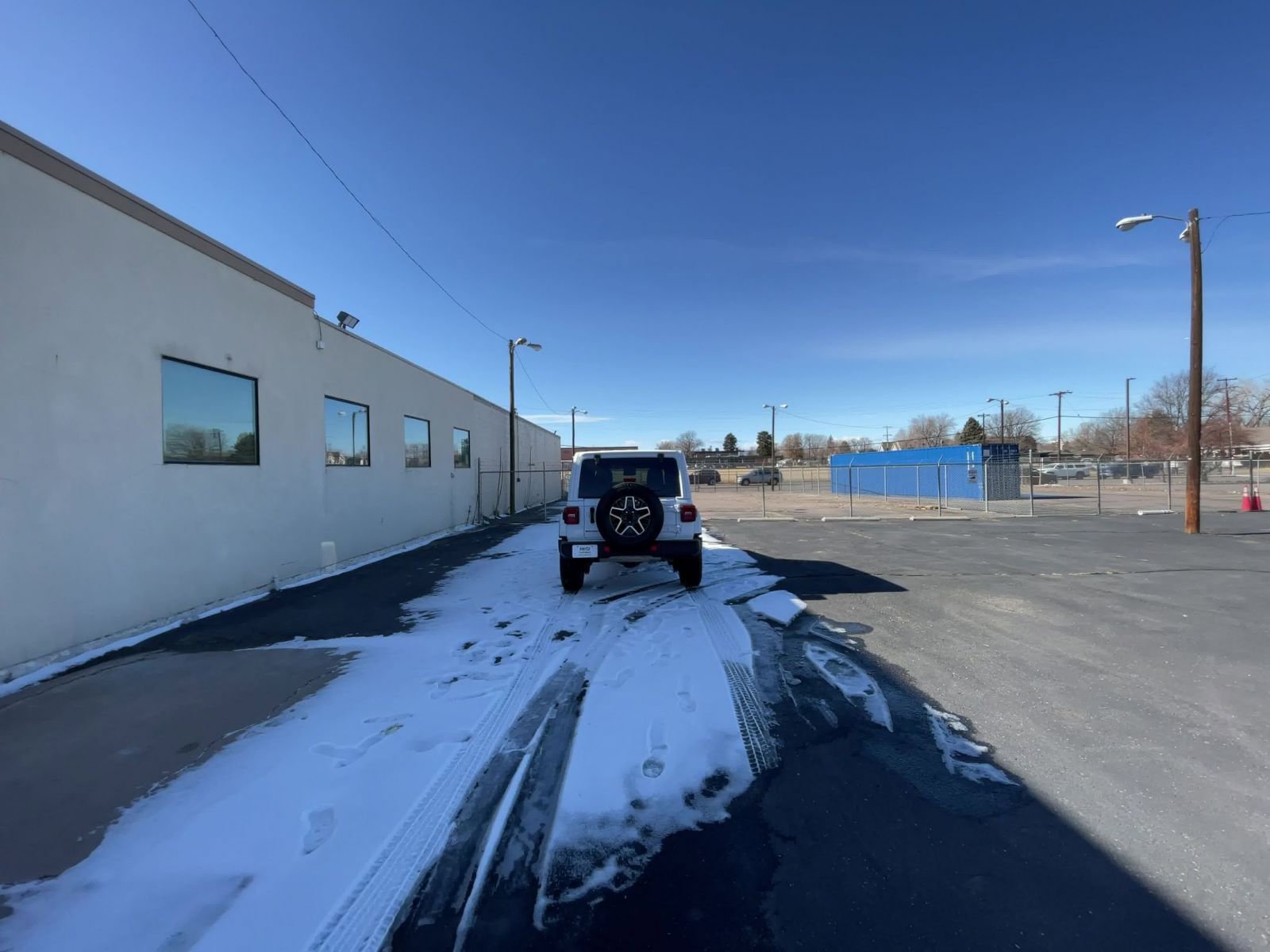 Thumbnail: 2025 Jeep Wrangler - 16