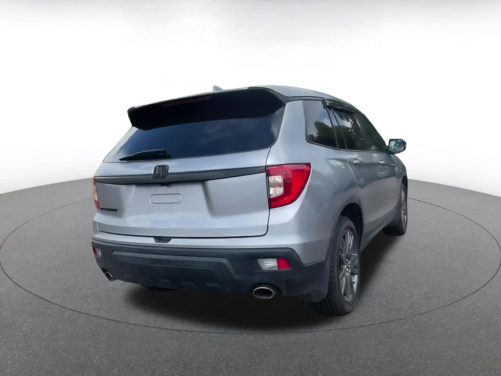 Thumbnail: 2020 Honda Passport - 14