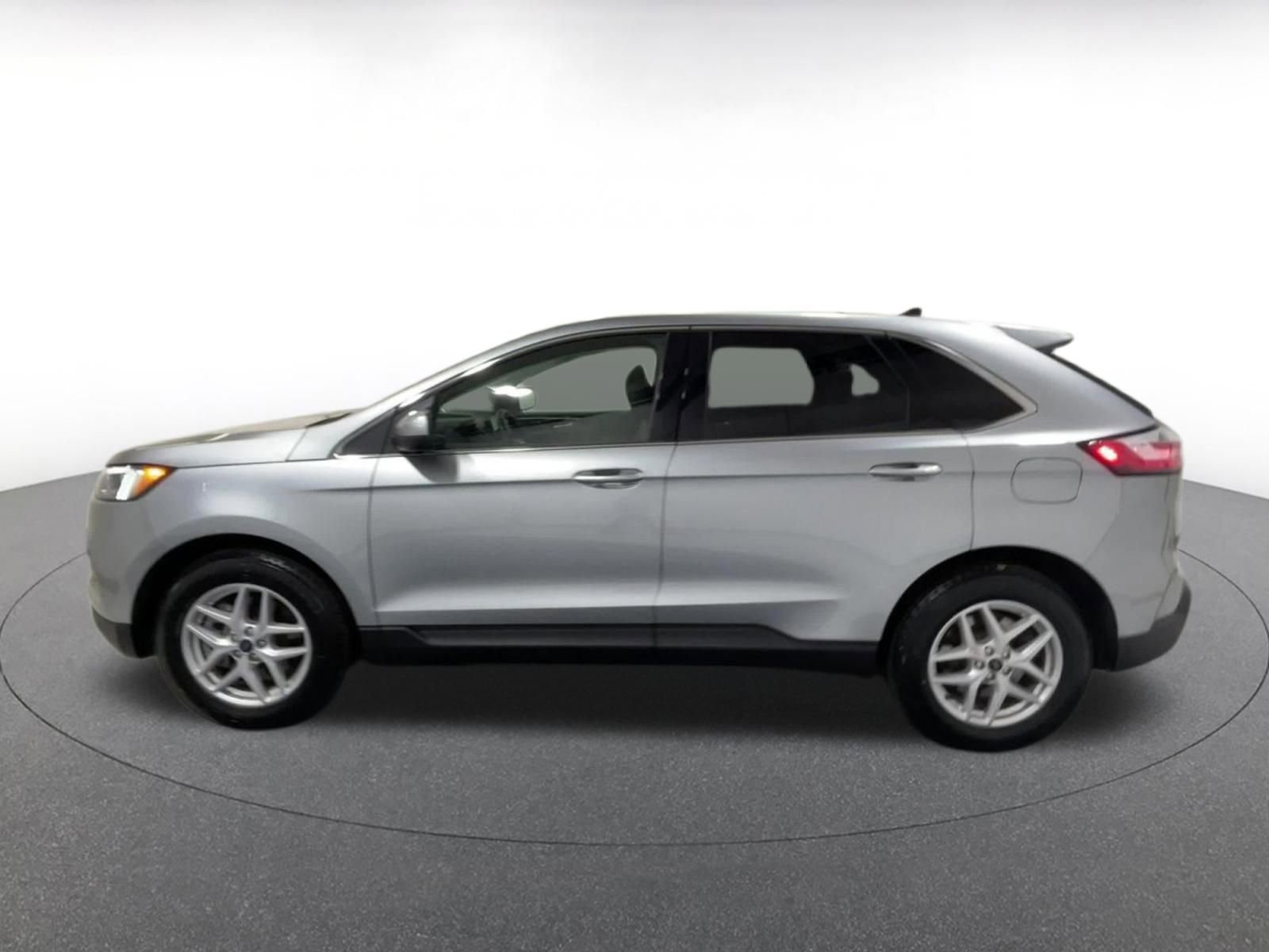 2024 Ford Edge SEL 7