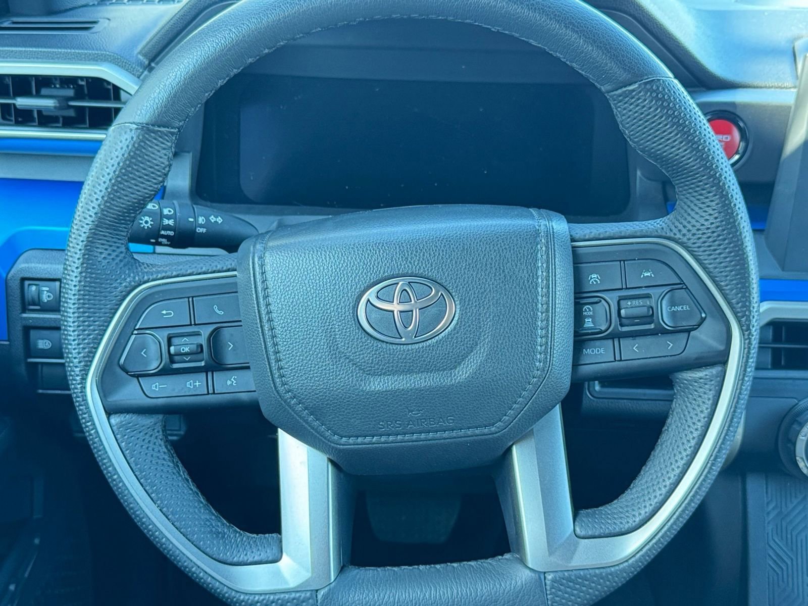 Thumbnail: 2025 Toyota Tacoma - 25