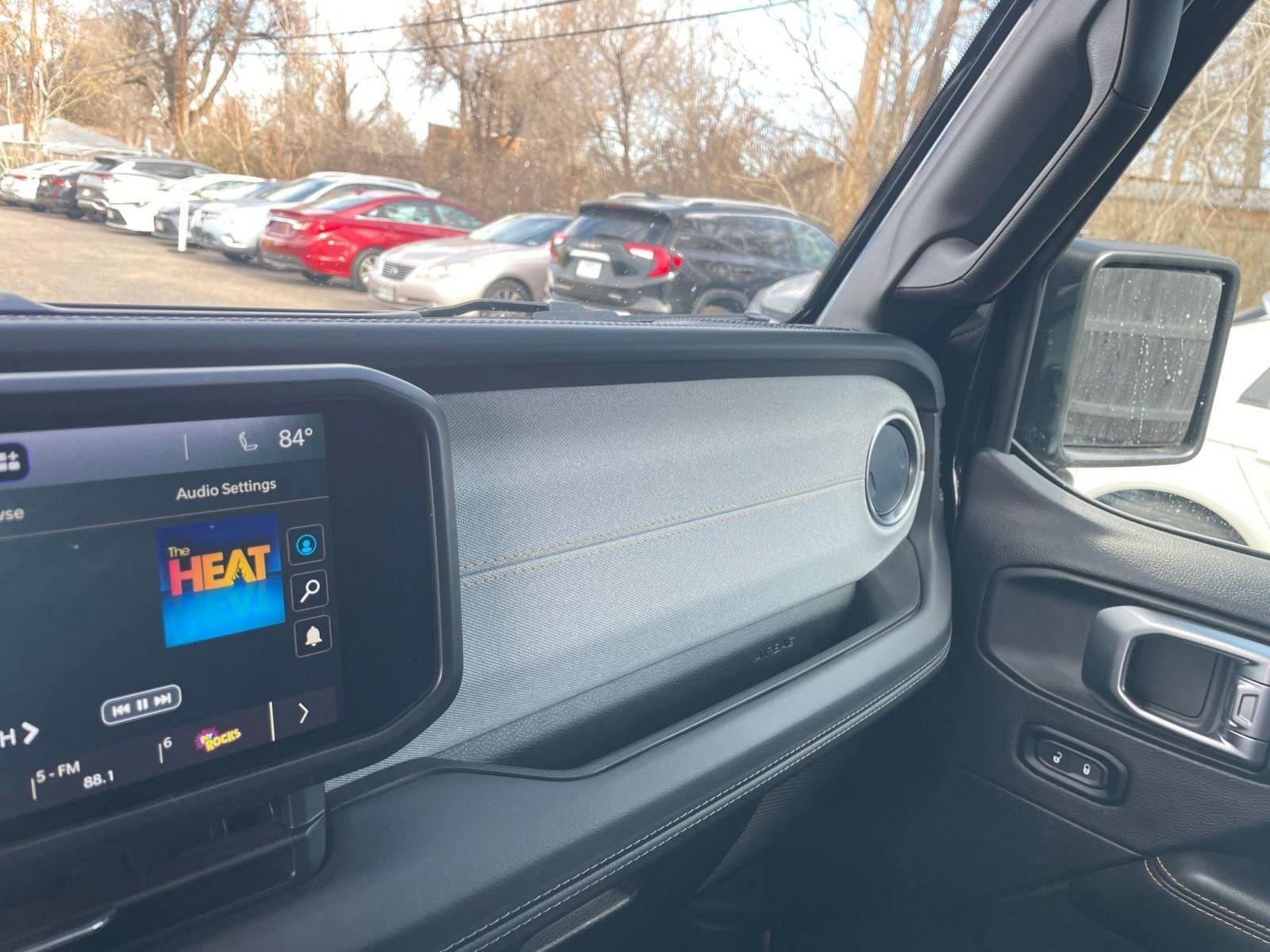 Thumbnail: 2025 Jeep Wrangler - 35