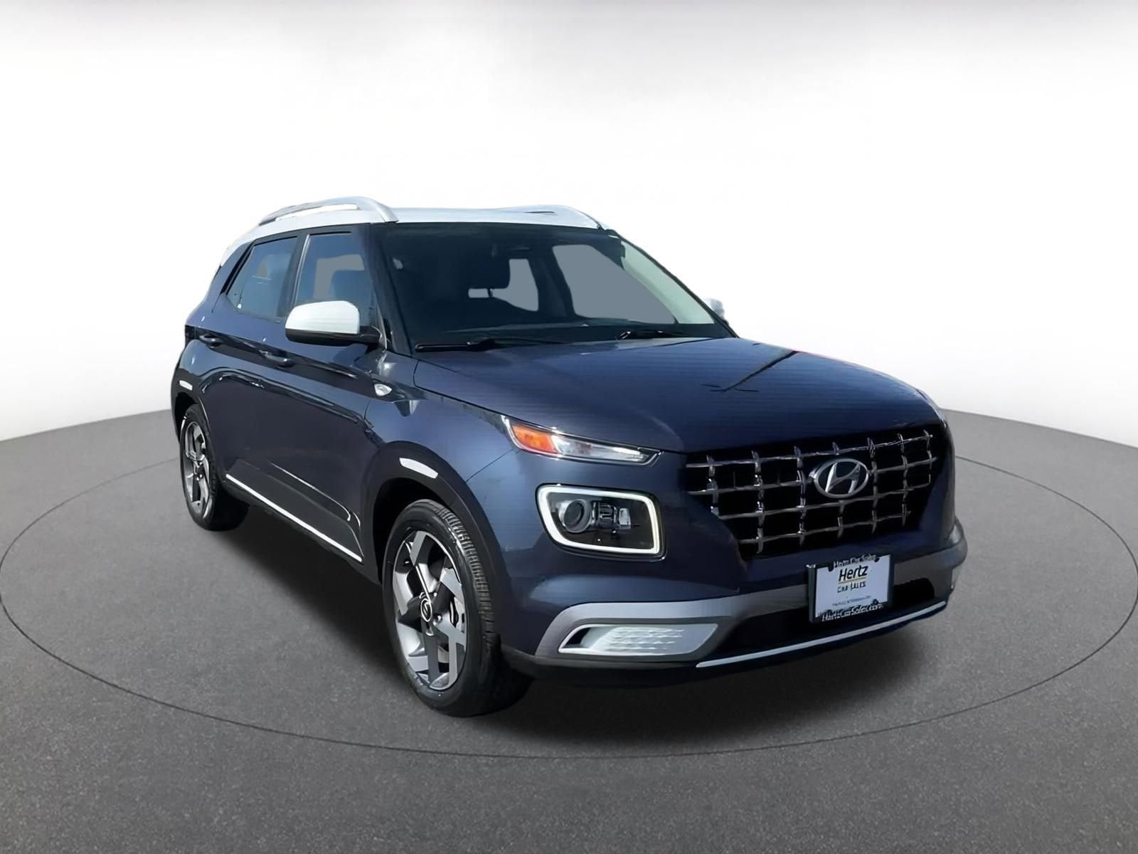 2023 Hyundai Venue Limited 3